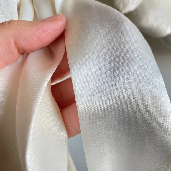 Faux fur cream wrap with satin tie - Wedding - Picture 8 of 11